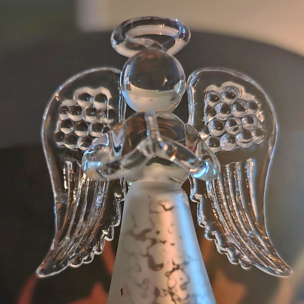 GLASS GUARDIAN ANGEL FIGURINE / CHRISTMAS TREE TOPPER - Pier 1 Imports